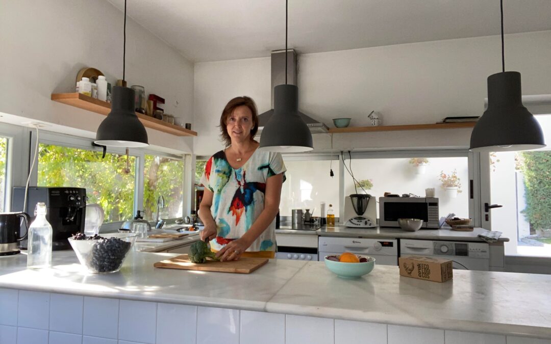 Miriam Algueró: “Algunas terapias complementarias mejoran la calidad de vida, pero no curan el cáncer”